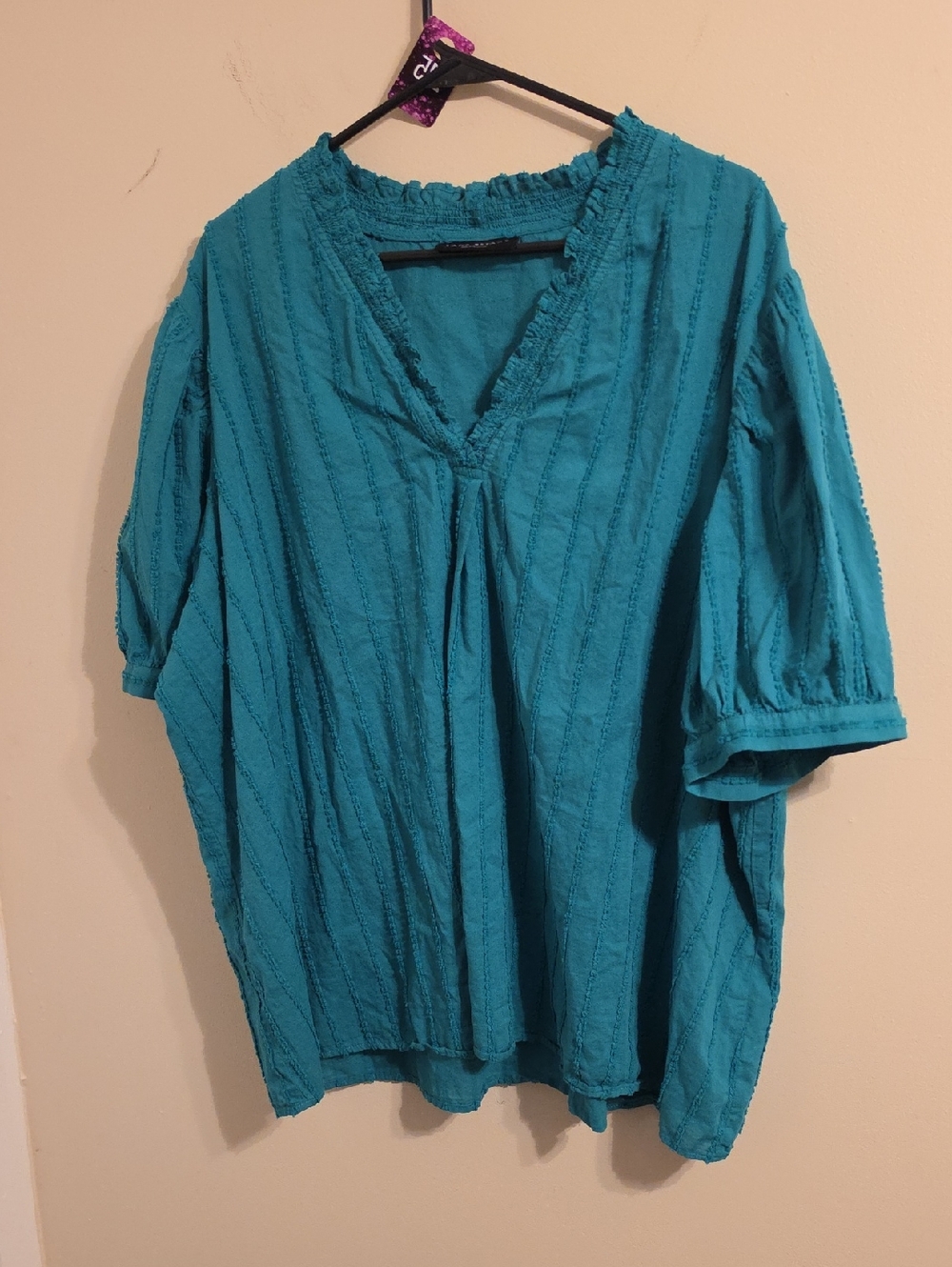 Lane Bryant Teal V Neck Textured Puff Sleeve Blouse. In EUC